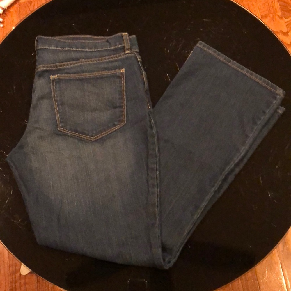 Old Navy “The Flirt” ladies jeans, short.